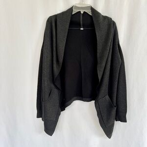 Lululemon Cabin Yogi Wrap Reversible Charcoal Gray/Black